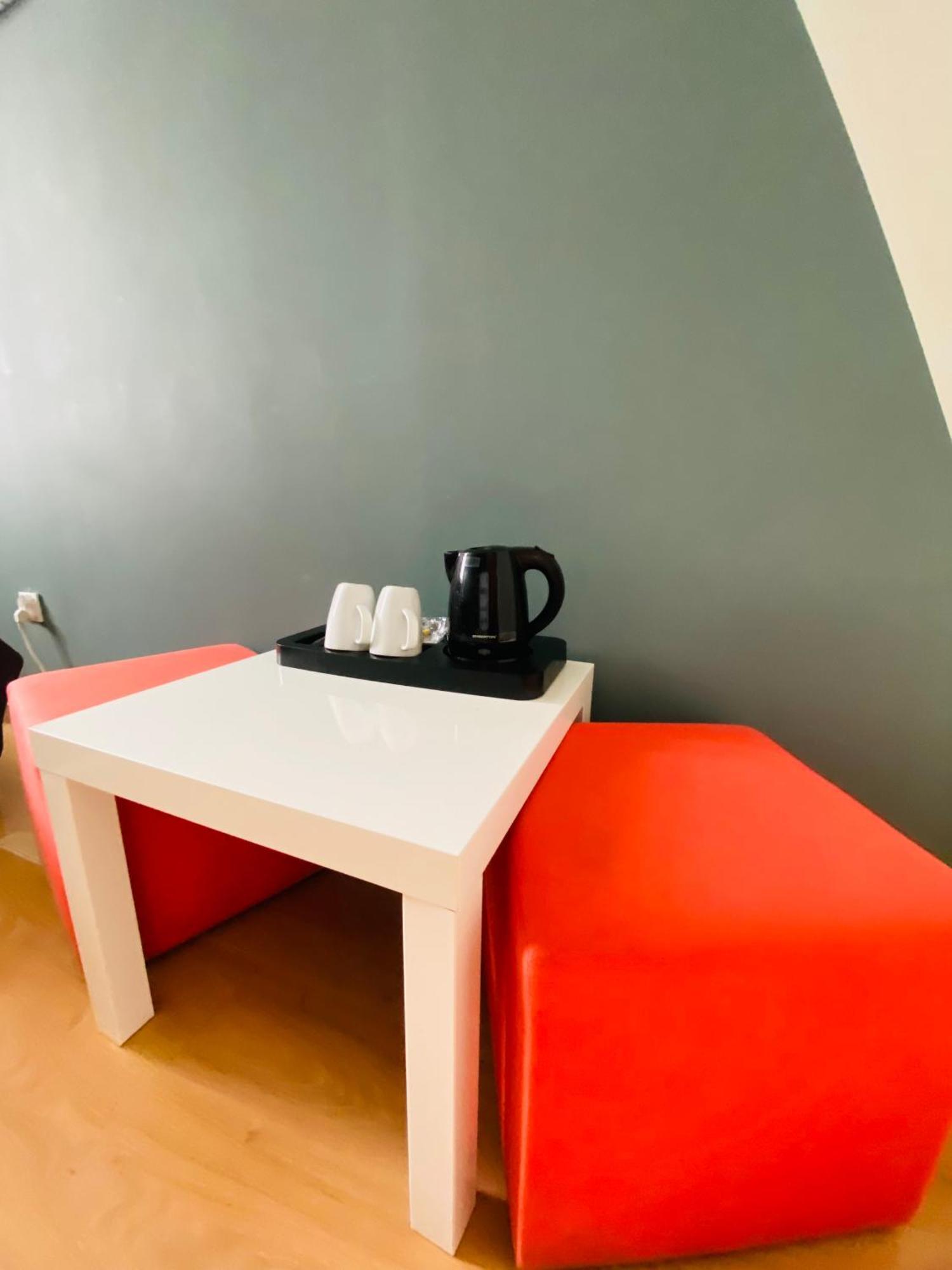 Krakow Apartments & Rooms Екстер'єр фото