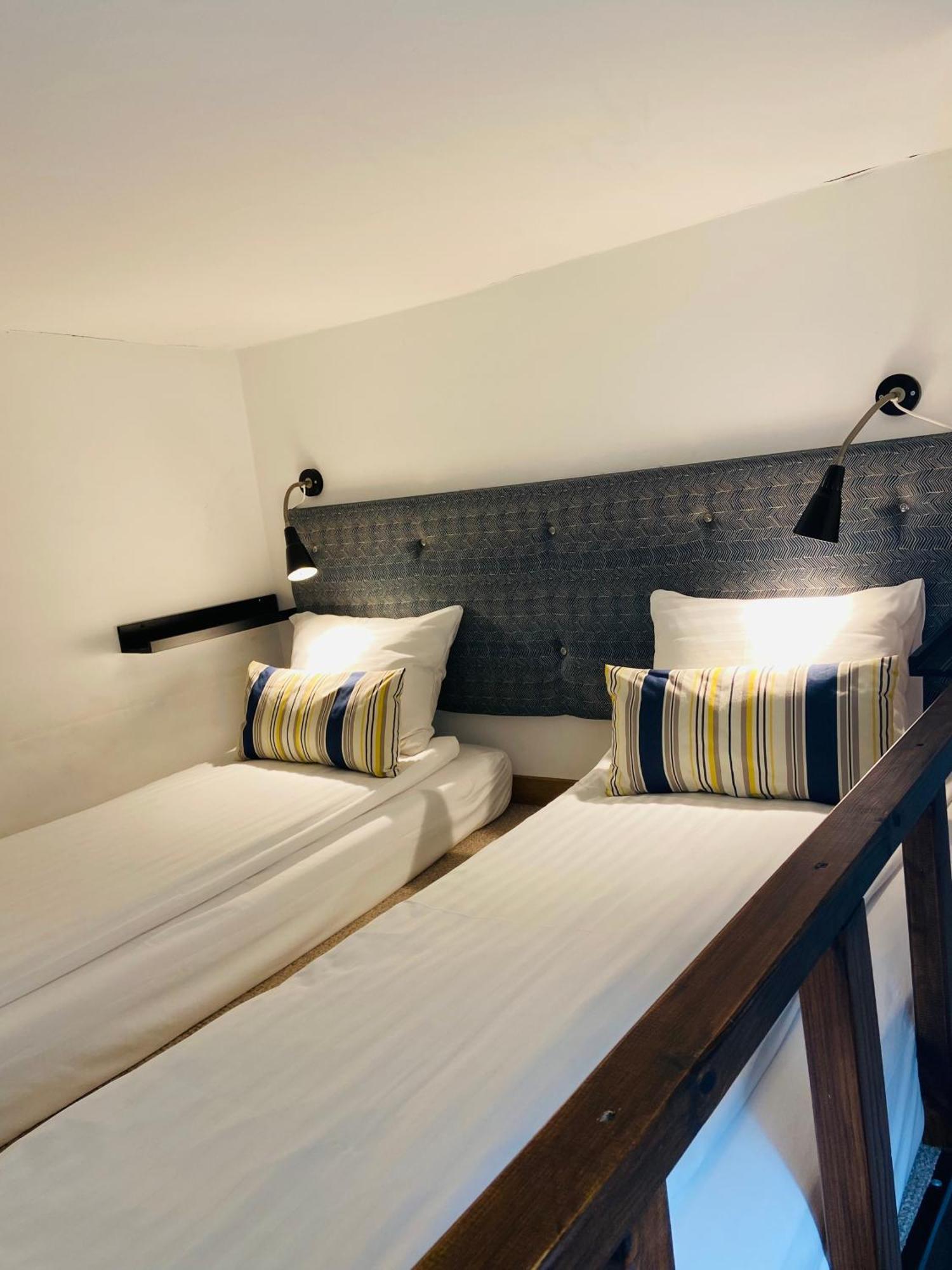 Krakow Apartments & Rooms Екстер'єр фото