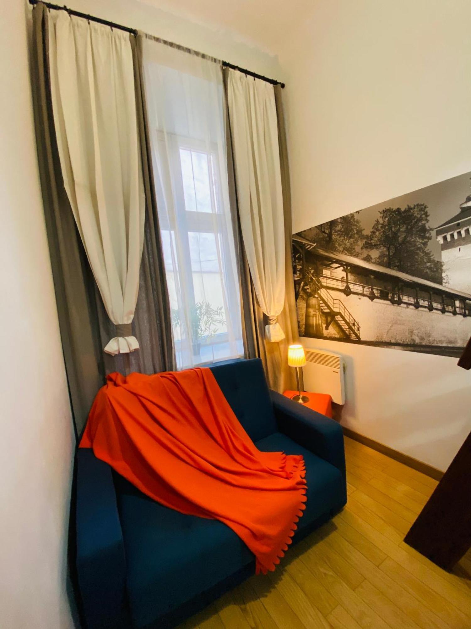 Krakow Apartments & Rooms Екстер'єр фото