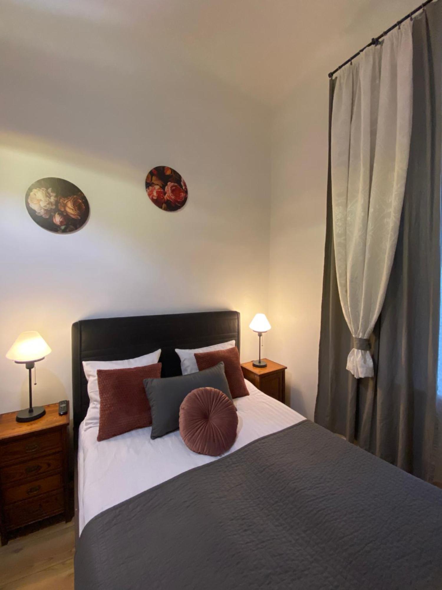 Krakow Apartments & Rooms Екстер'єр фото