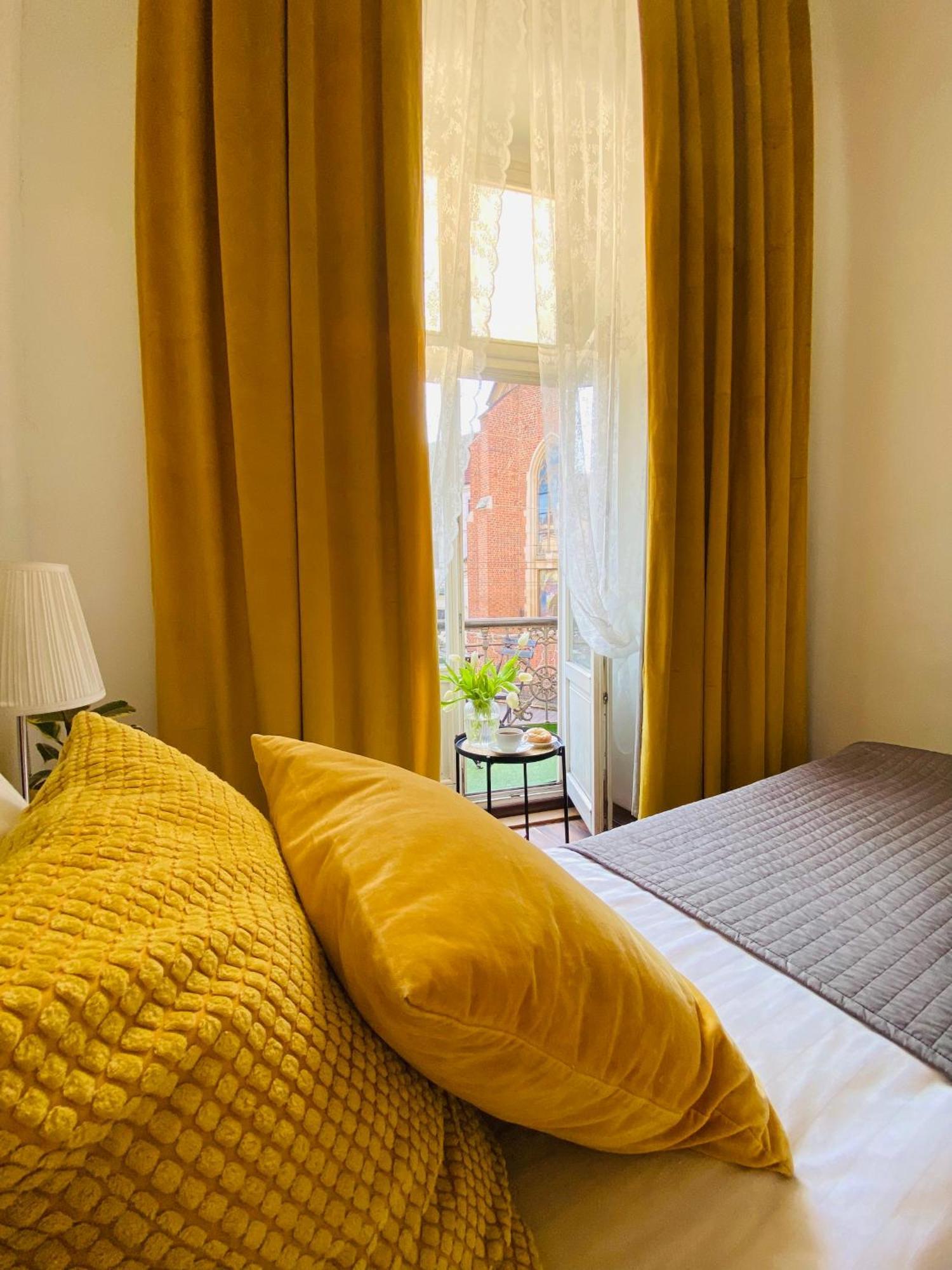 Krakow Apartments & Rooms Екстер'єр фото