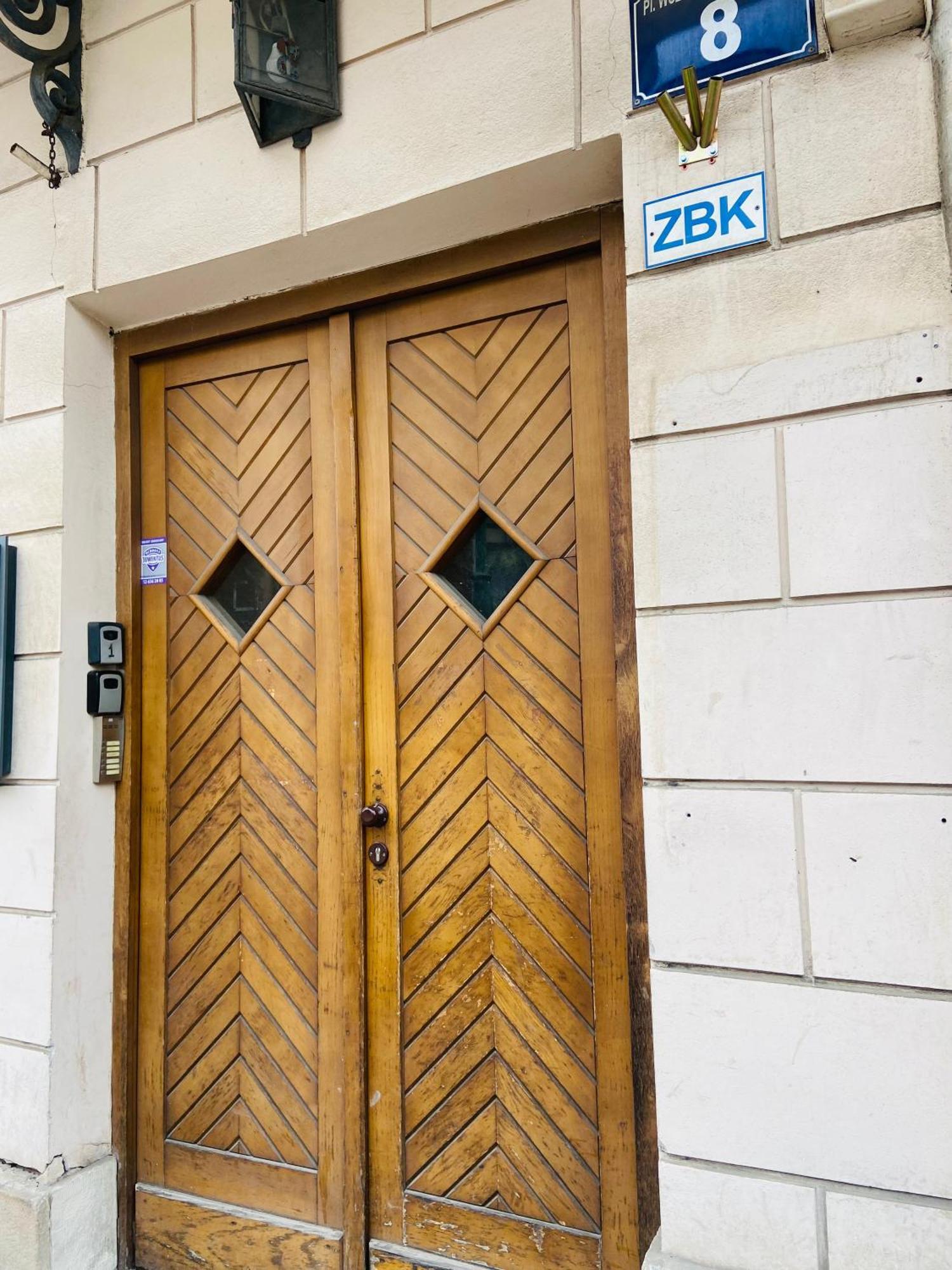 Krakow Apartments & Rooms Екстер'єр фото